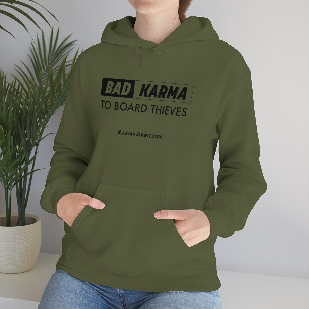 BAD KARMA TO BOARD THIEVES Unisex Heavy Blend™ Hooded Sweatshirt