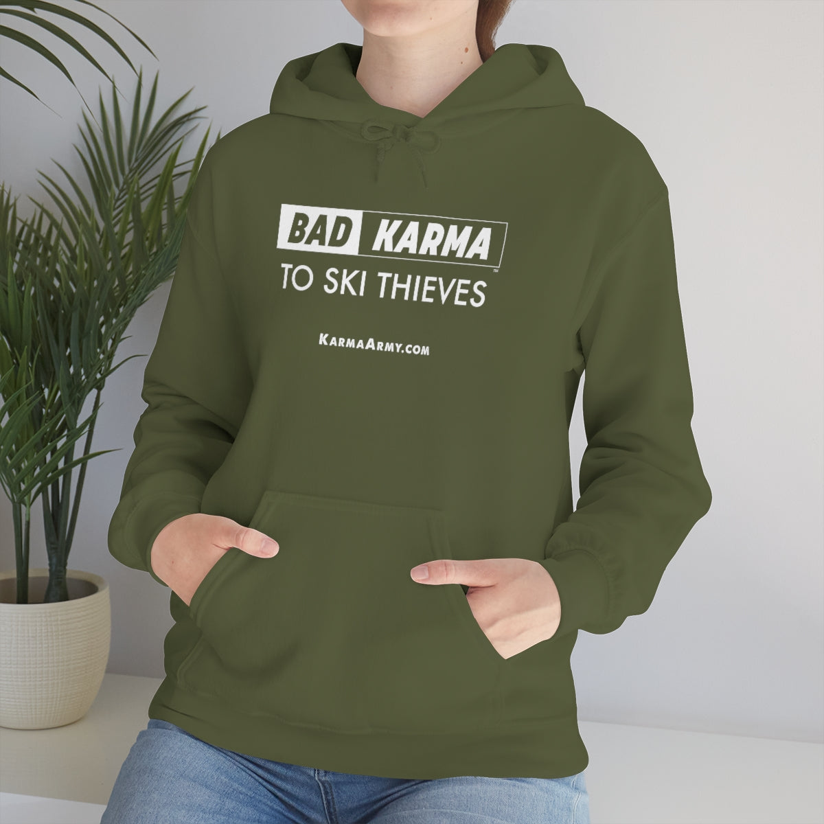 BAD KARMA TO SKI THIEVES Unisex Heavy Blend™ Hooded Sweatshirt