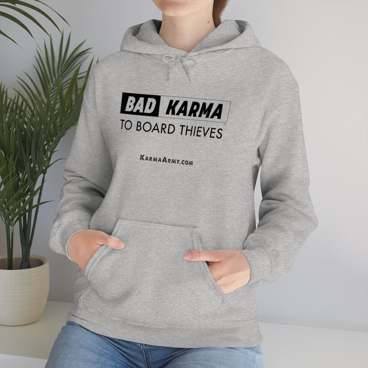 BAD KARMA TO BOARD THIEVES Unisex Heavy Blend™ Hooded Sweatshirt