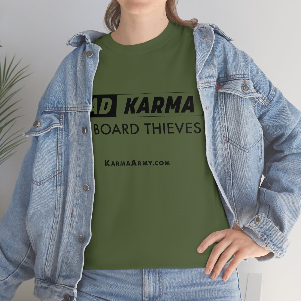 To Board Thieves Unisex Heavy Cotton Tee